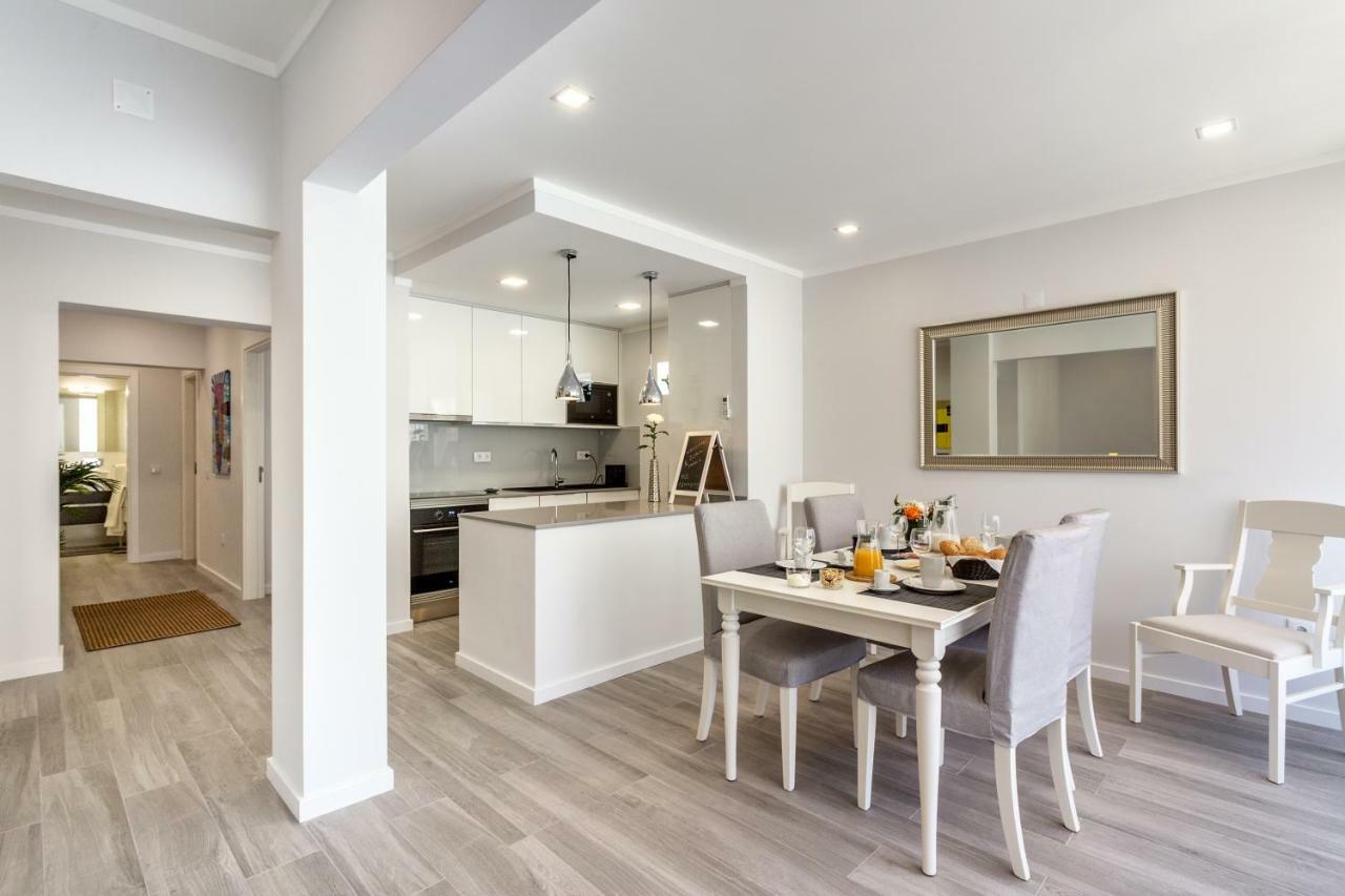 Luxury Beach Apartment At อาร์มาซอง เด เปรา ภายนอก รูปภาพ